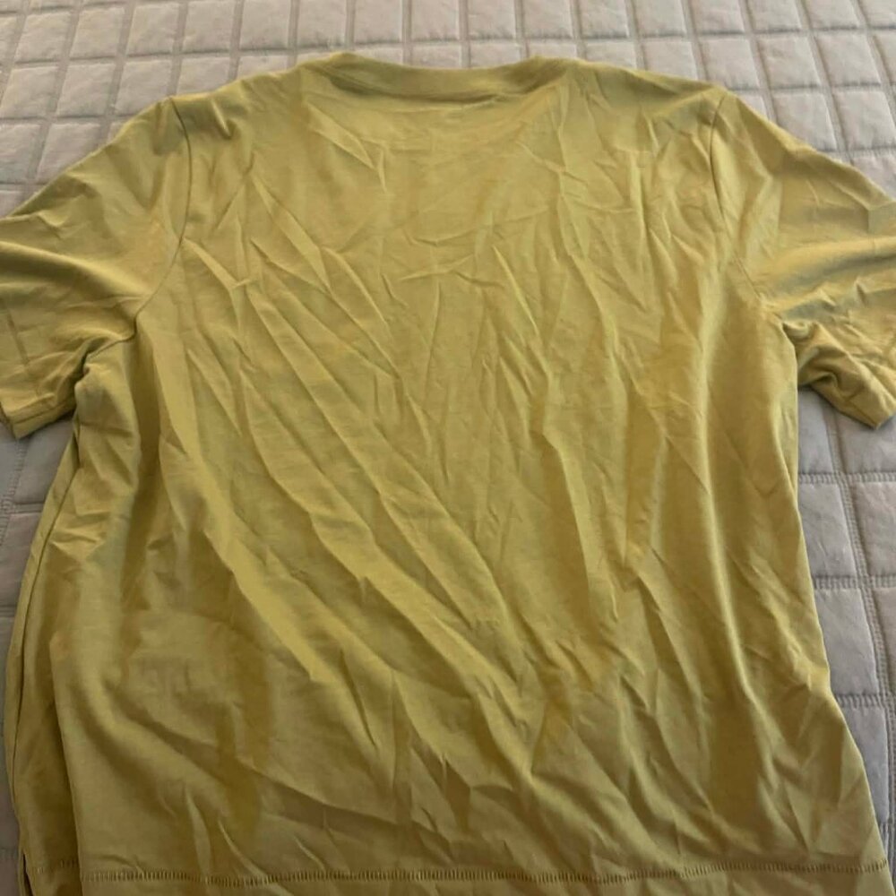 NWT Olive J. Crew tee - very soft - size medium - Picture 3 of 4